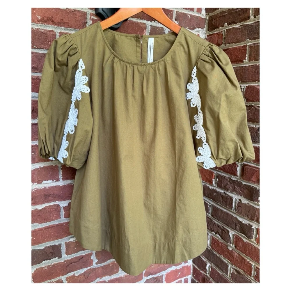 NWOT Anthropologie Appliqué Top in Olive  Size Medium_4